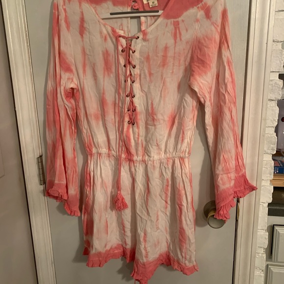 Exist boho Long sleeve pink white tie dyed shorts romper. Medium. - Picture 7 of 8